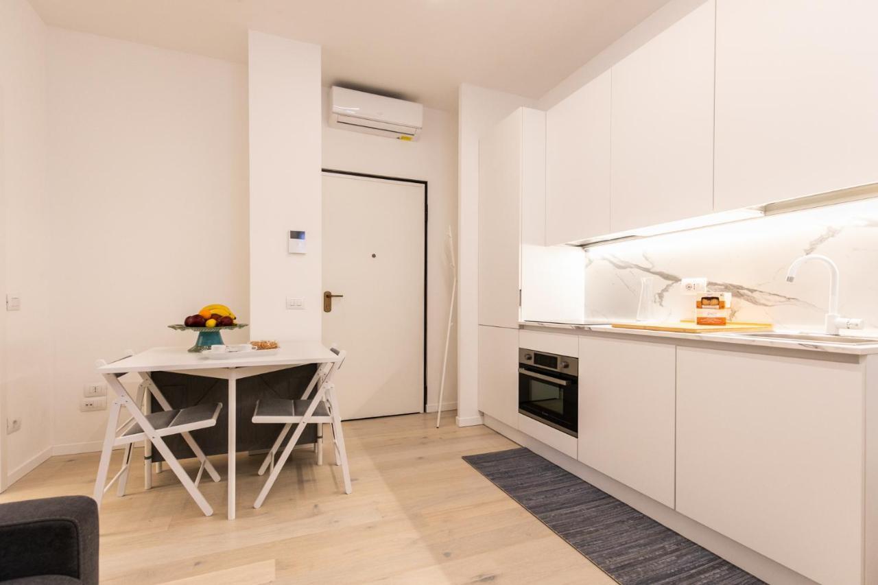 Luxury Apartment - A Due Passi Dal Centro Di Milano Exterior foto